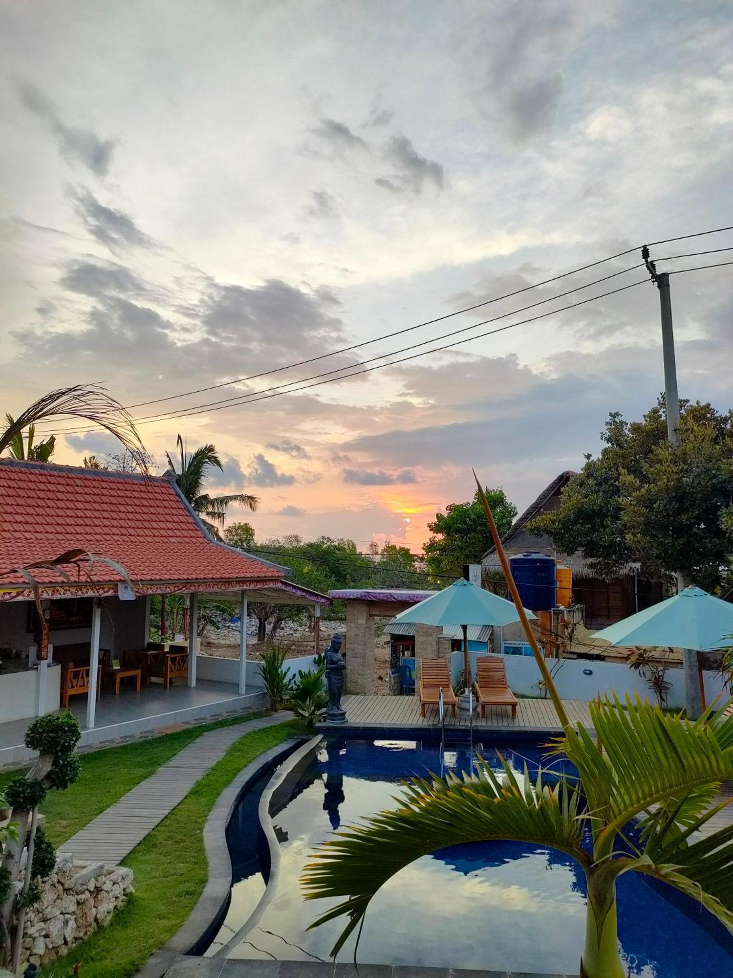 Blue Sky Villa Ceningan Lembongan Exterior foto