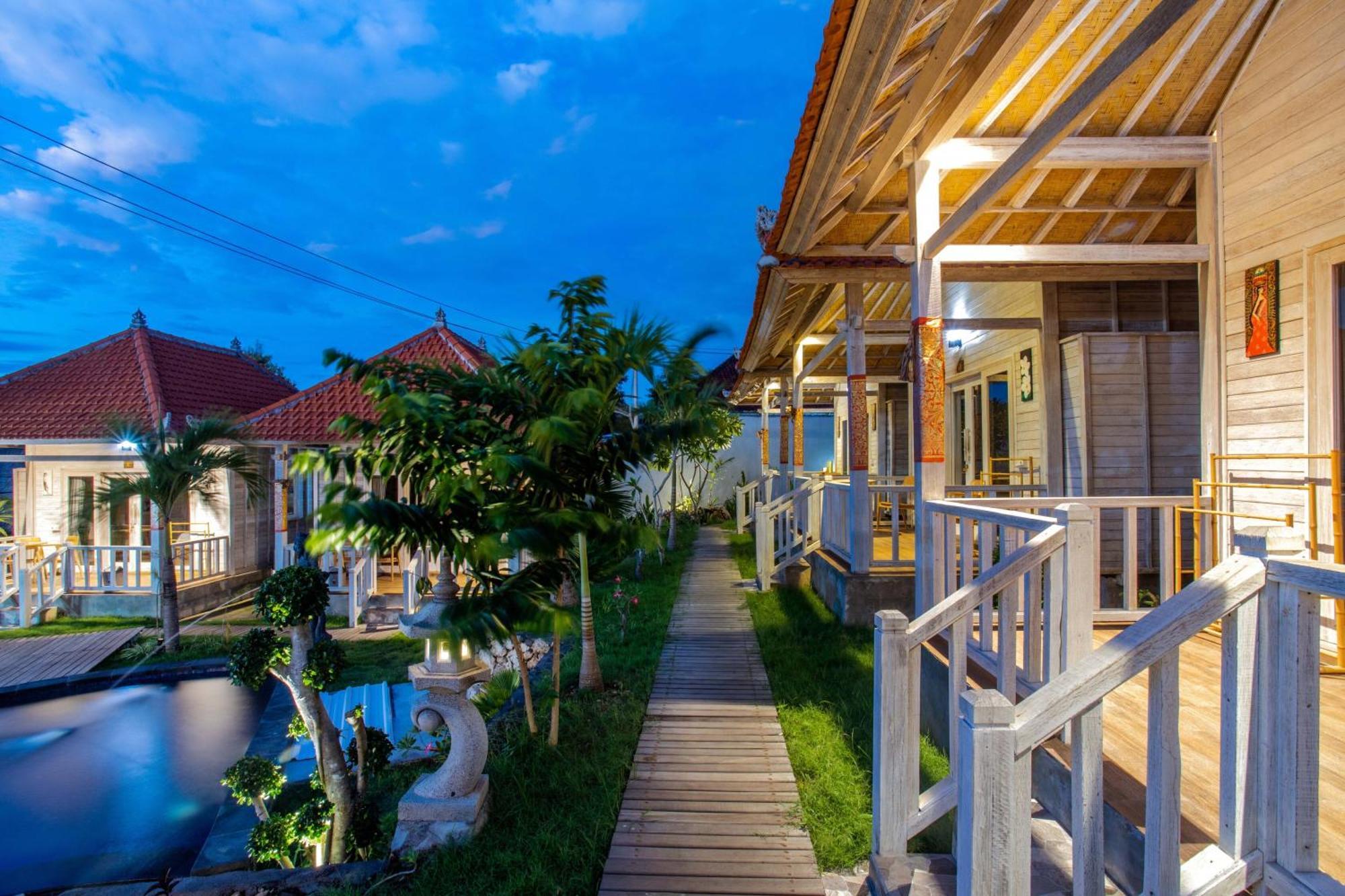 Blue Sky Villa Ceningan Lembongan Exterior foto